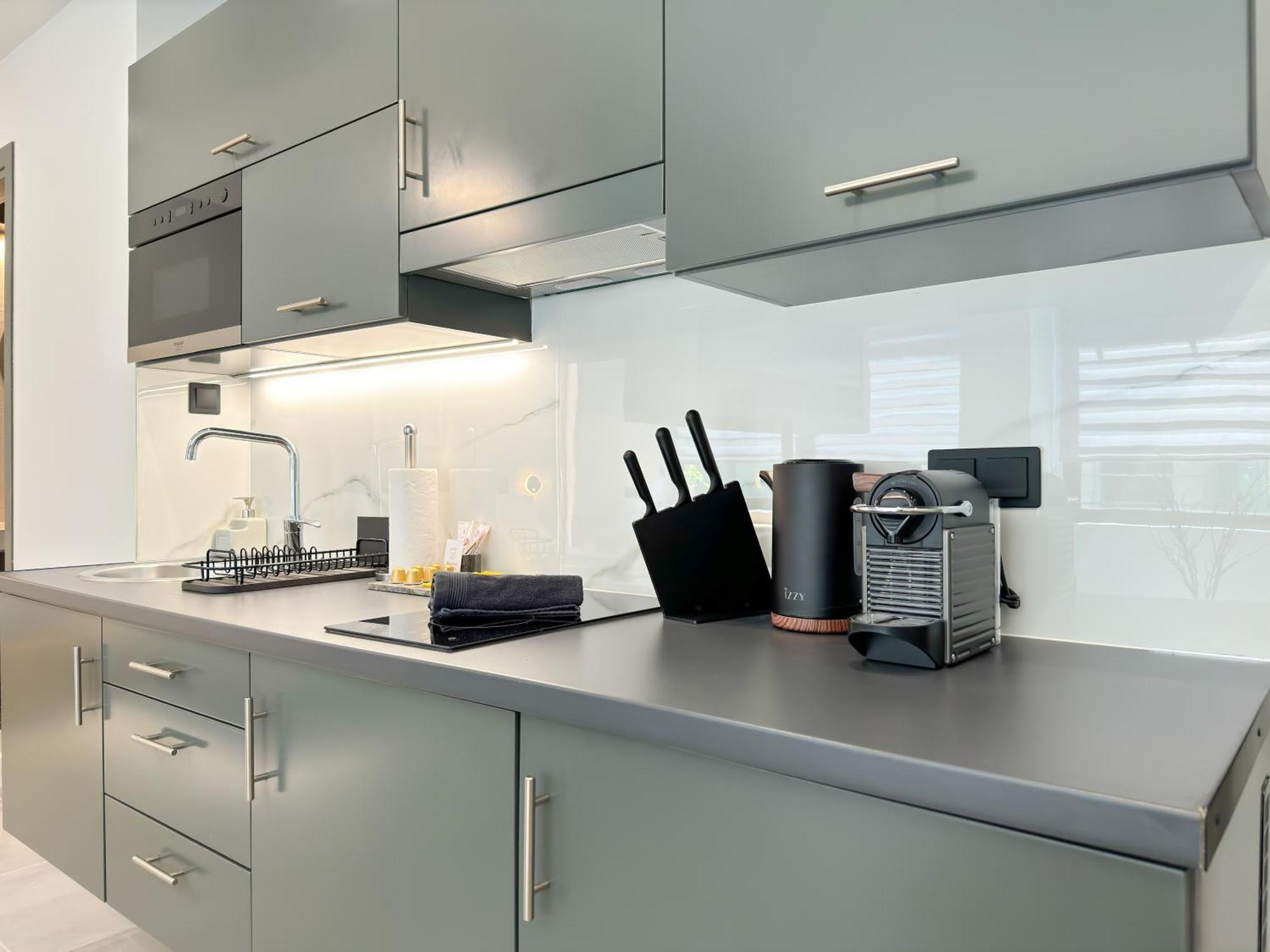 Luxury Downtown Apartment Α5 テッサロニキ エクステリア 写真