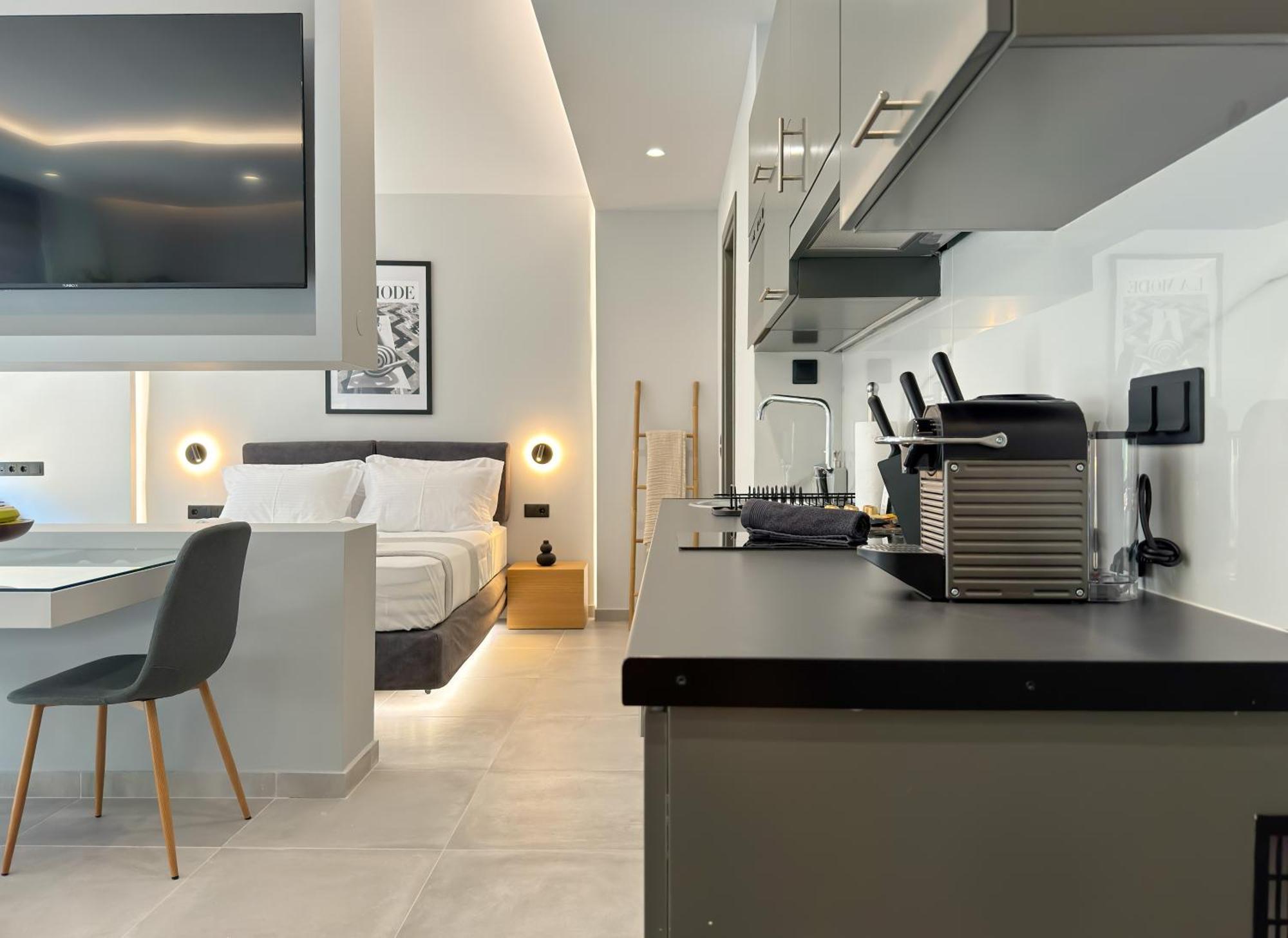 Luxury Downtown Apartment Α5 テッサロニキ エクステリア 写真